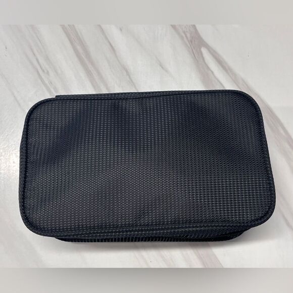 NWOT Giorgio Armani | Black Small Hanger Cosmetics Bag - Picture 3 of 8